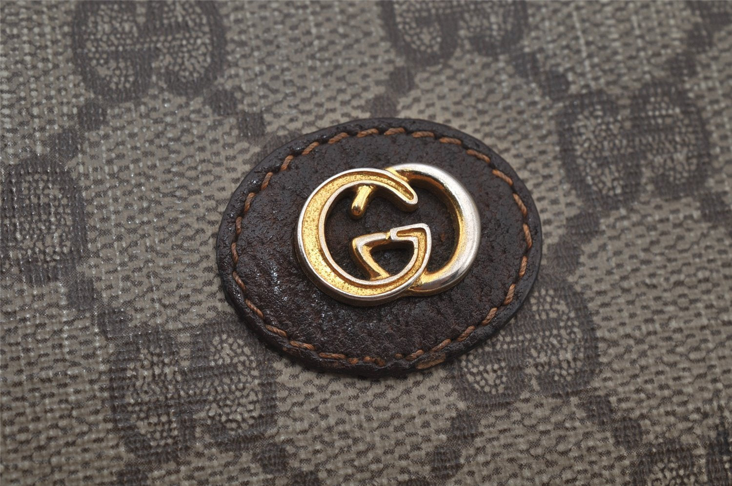 Authentic GUCCI Vintage Clutch Hand Bag Purse GG PVC Leather Brown 7172J