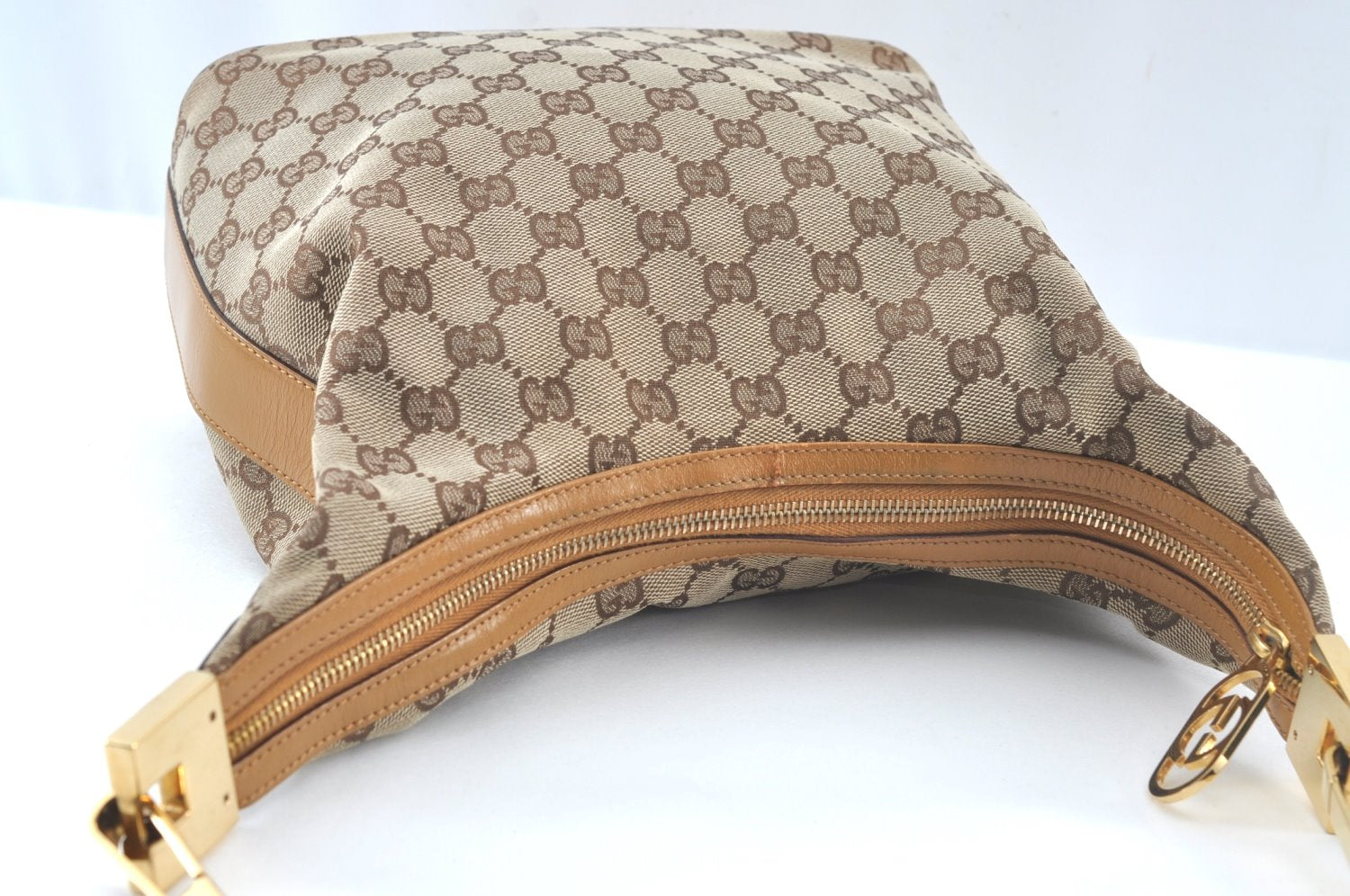 Authentic GUCCI Vintage Shoulder Bag Purse GG Canvas Leather 0013814 Brown 7178J