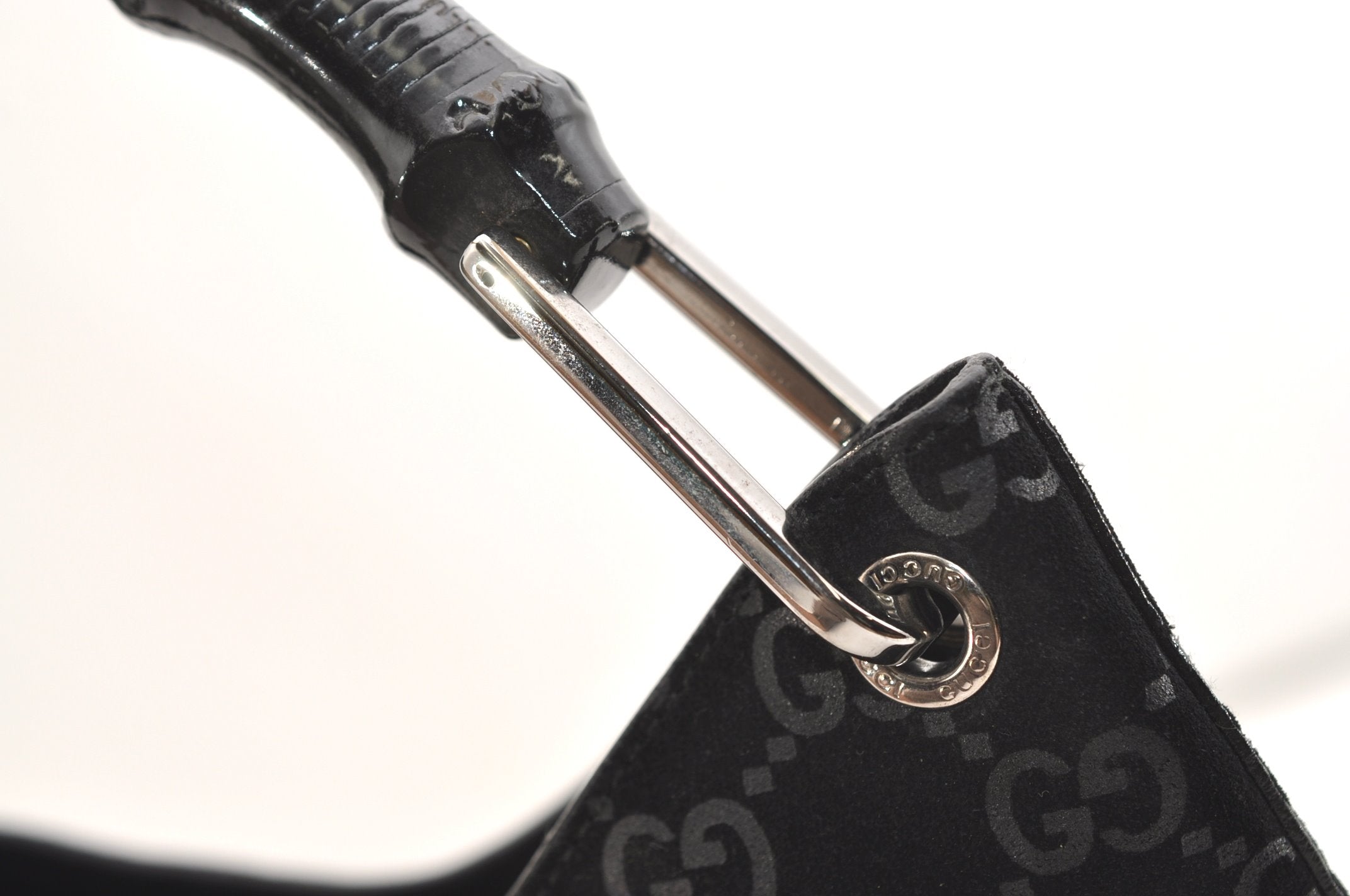 Authentic GUCCI Bamboo Shoulder Bag Purse GG Suede 0013008 Black Junk 7185J