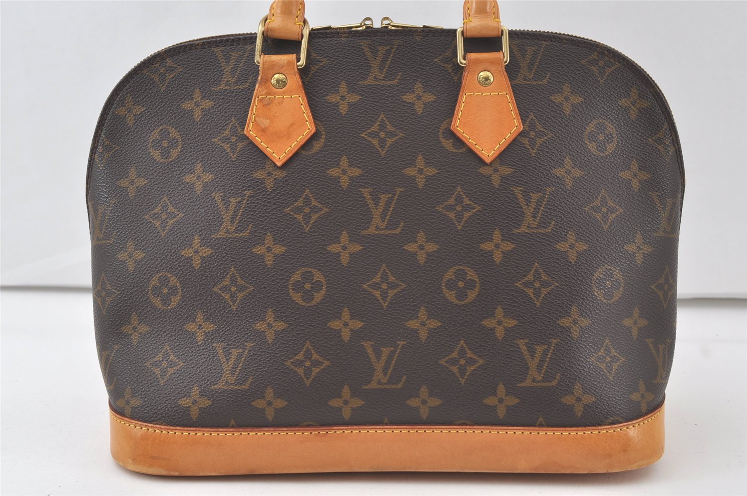 Authentic Louis Vuitton Monogram Alma Hand Bag Purse M51130 LV 7188K