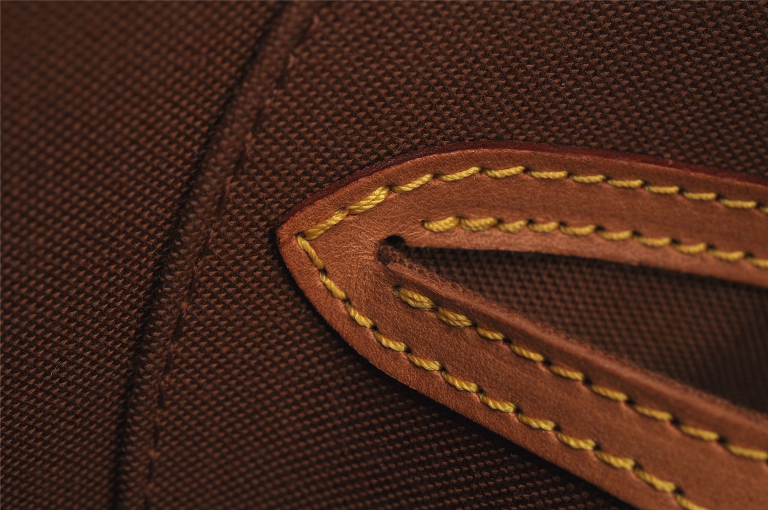 Authentic Louis Vuitton Monogram Ellipse MM Hand Bag M51126 LV 7196I