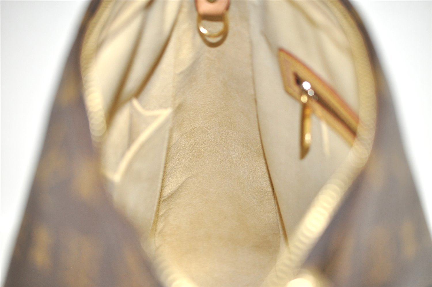 Authentic Louis Vuitton Monogram Looping GM Shoulder Bag M51145 LV 7197I