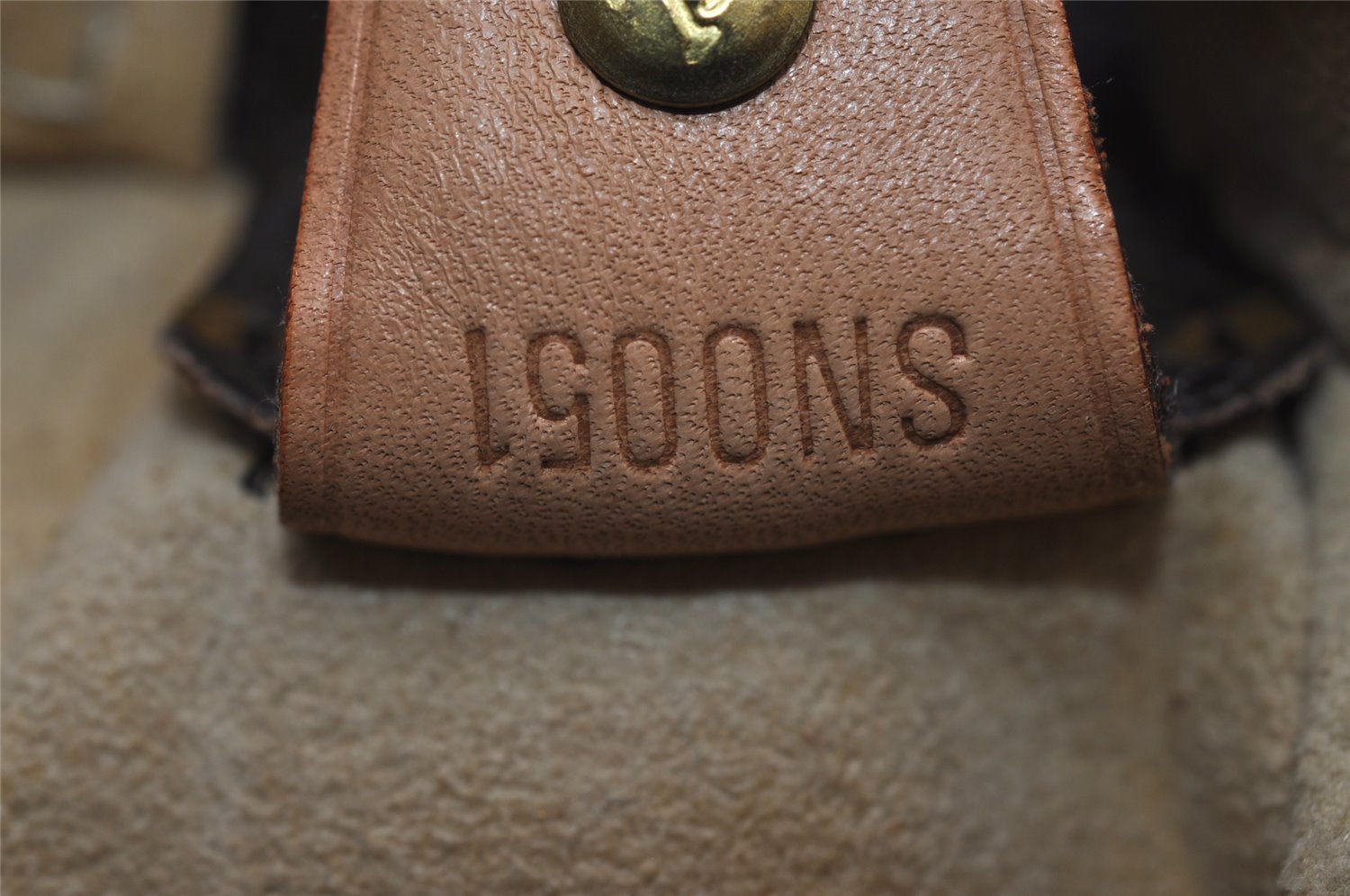 Authentic Louis Vuitton Monogram Looping GM Shoulder Bag M51145 LV 7197I