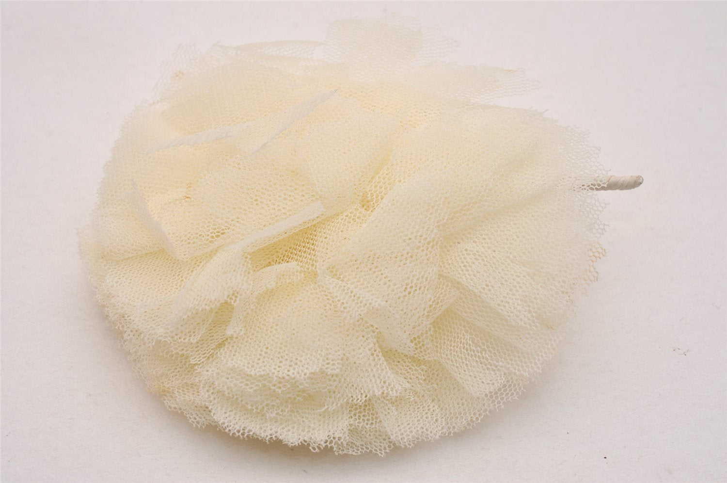 Authentic CHANEL Camellia Vintage Corsage Brooch Nylon White 7199J