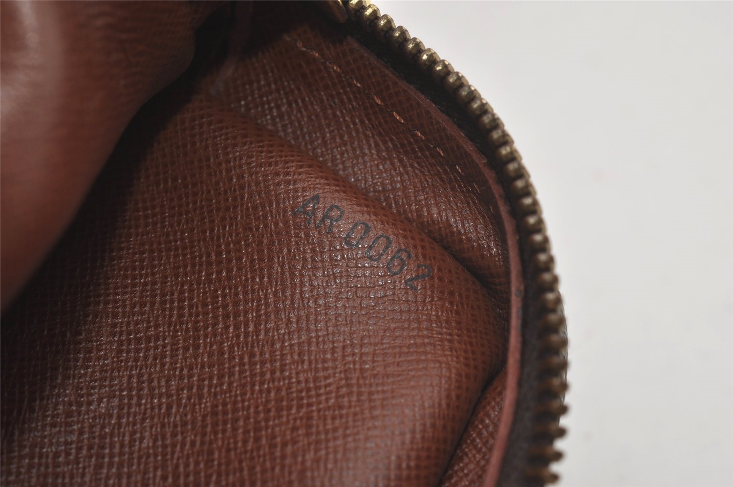 Authentic Louis Vuitton Monogram Amazone Shoulder Cross Body Bag M45236 LV 7200I