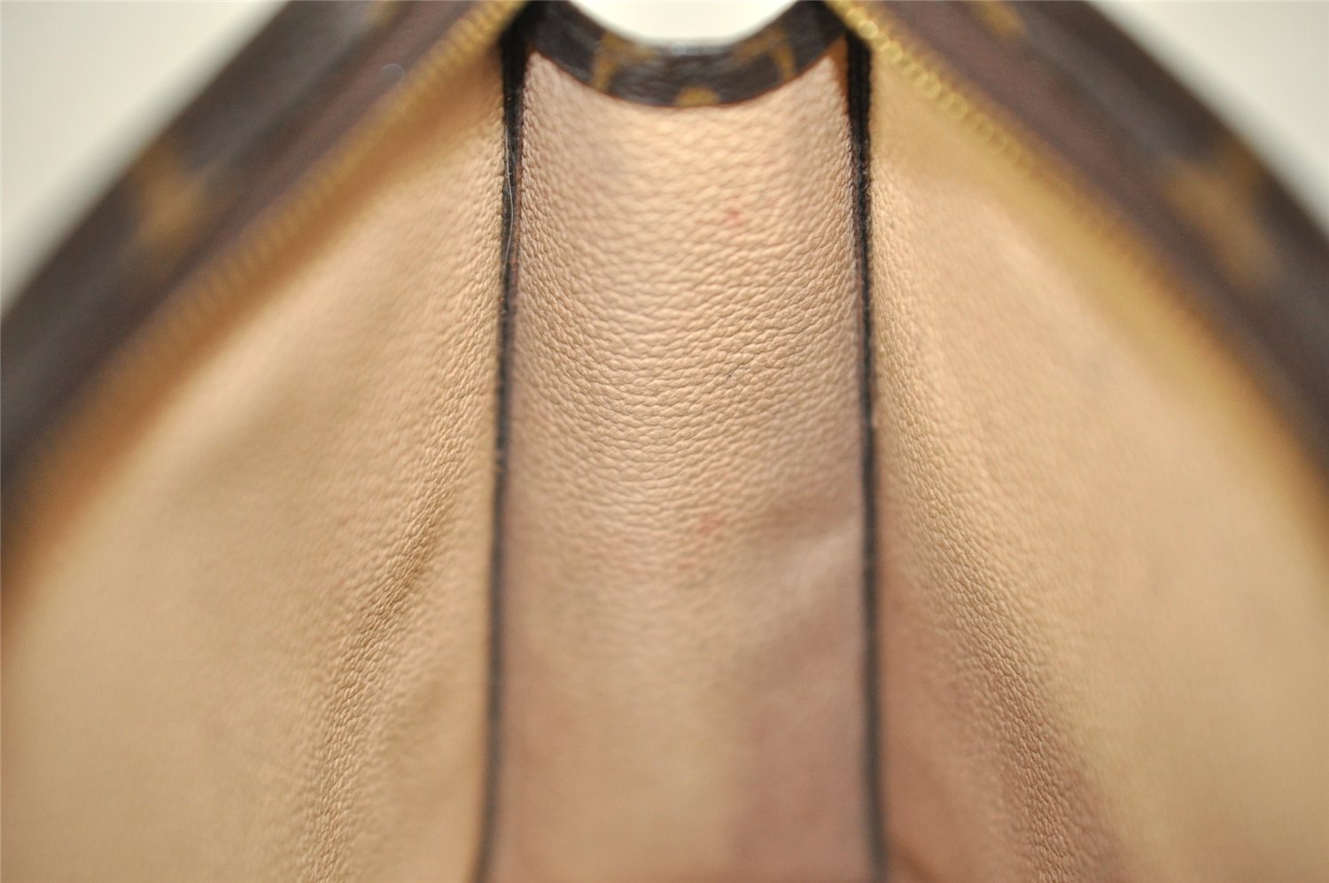 Authentic Louis Vuitton Monogram Poche Toilette 19 M47544 Cosmetics Pouch 7202I