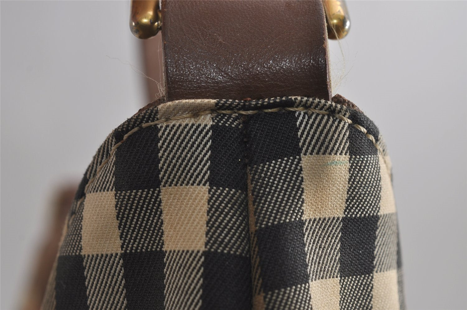 Authentic Burberrys Nova Check Shoulder Bag Purse Canvas Leather Beige 7215J