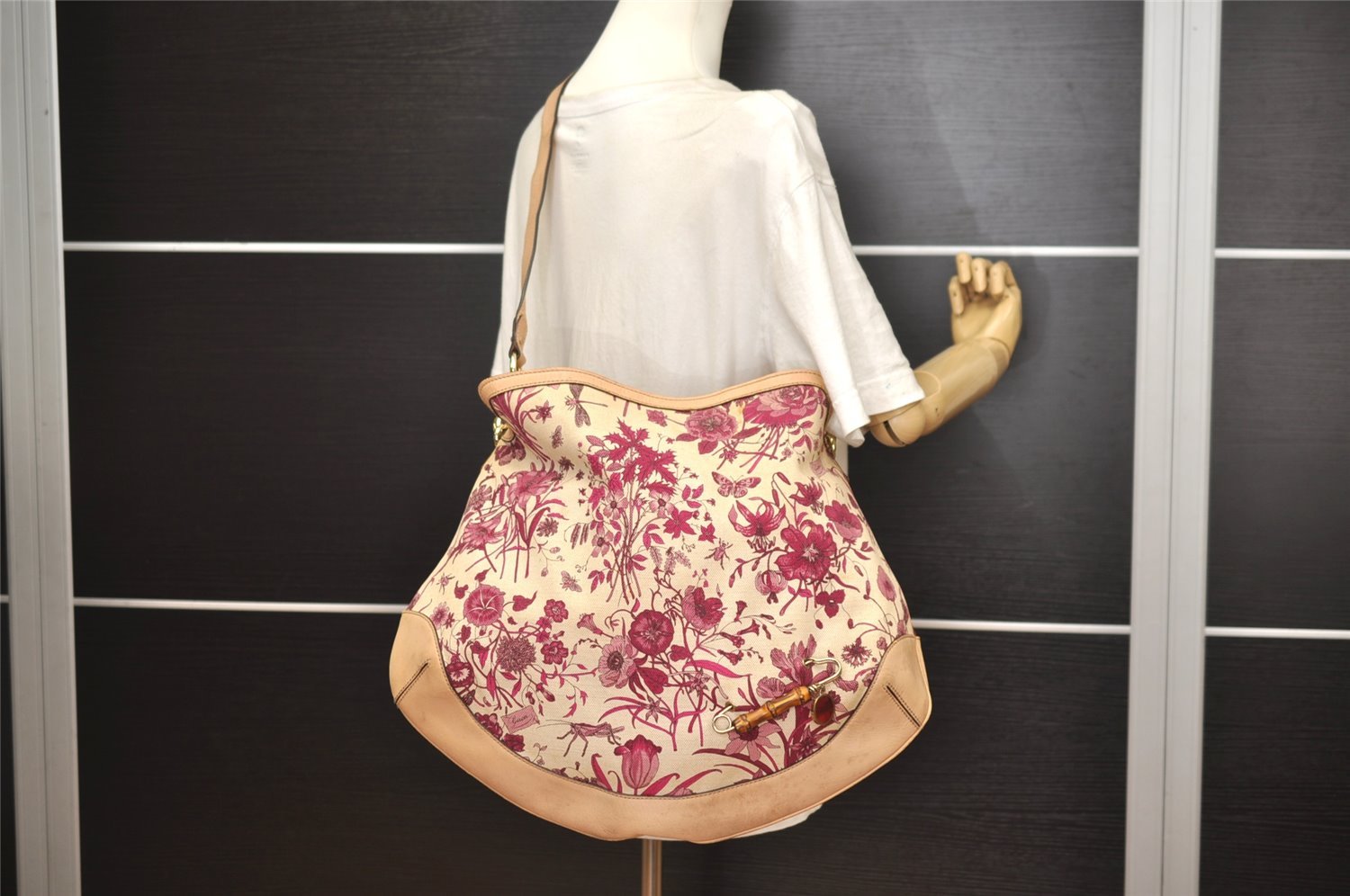 Authentic GUCCI Flora Bamboo Flower 2Way Shoulder Bag Canvas Leather Beige 7219J
