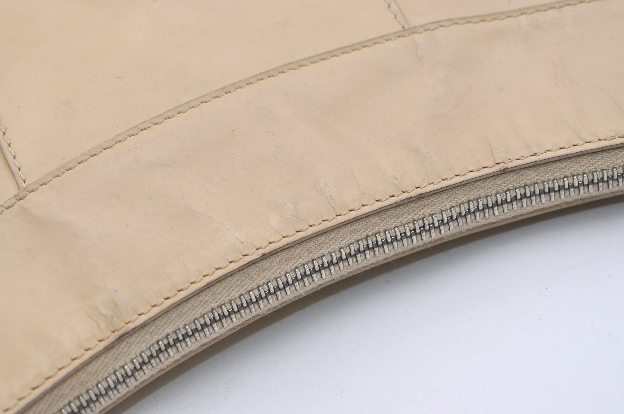 Authentic GUCCI Vintage Shoulder Hand Bag Purse Enamel Beige 7227J