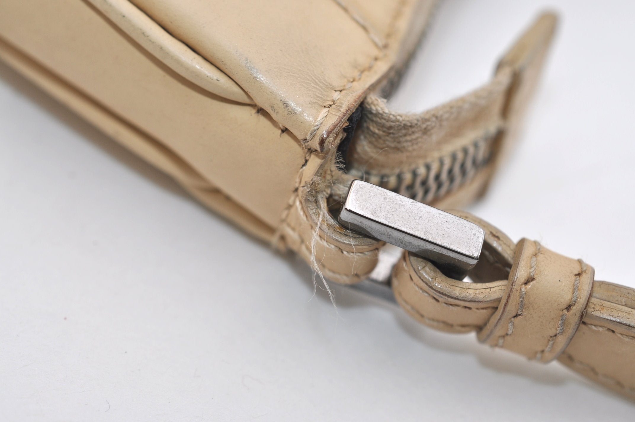 Authentic GUCCI Vintage Shoulder Hand Bag Purse Enamel Beige 7227J