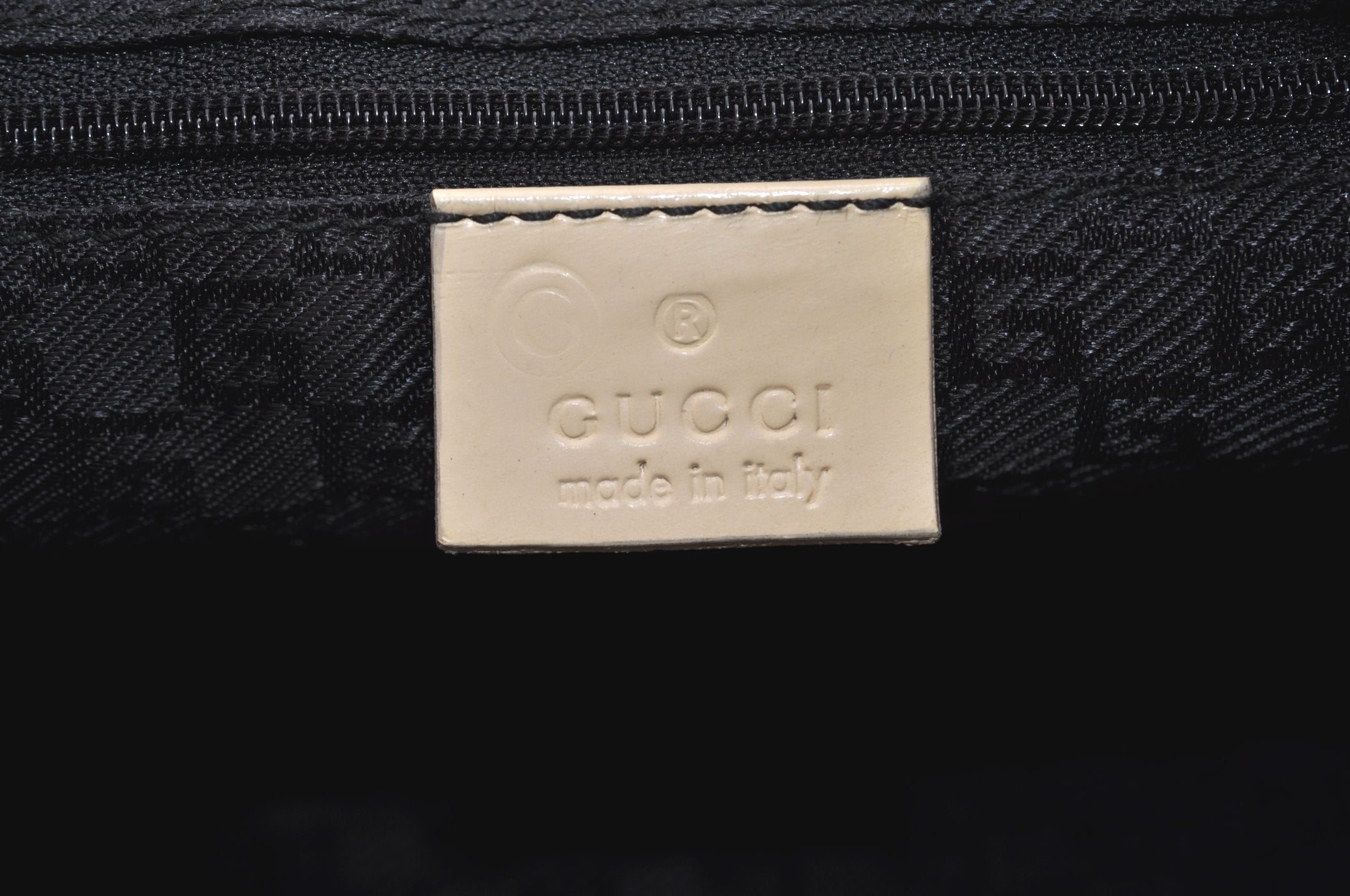 Authentic GUCCI Vintage Shoulder Hand Bag Purse Enamel Beige 7227J