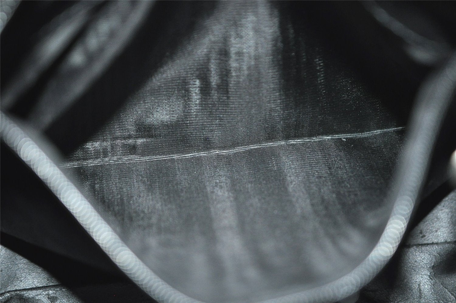 Authentic GUCCI SOHO 2Way Shoulder Hand Tote Bag Purse Enamel Black Junk 7228J