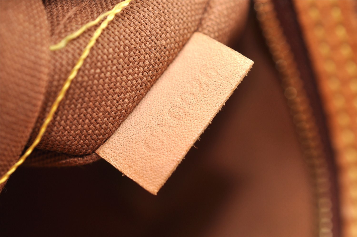 Authentic Louis Vuitton Monogram Batignolles Horizontal Tote Bag M51154 LV 7235I