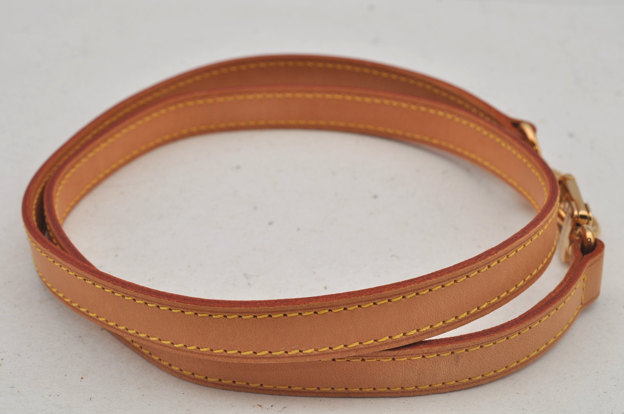 Authentic Louis Vuitton Leather Shoulder Strap Beige 38.8