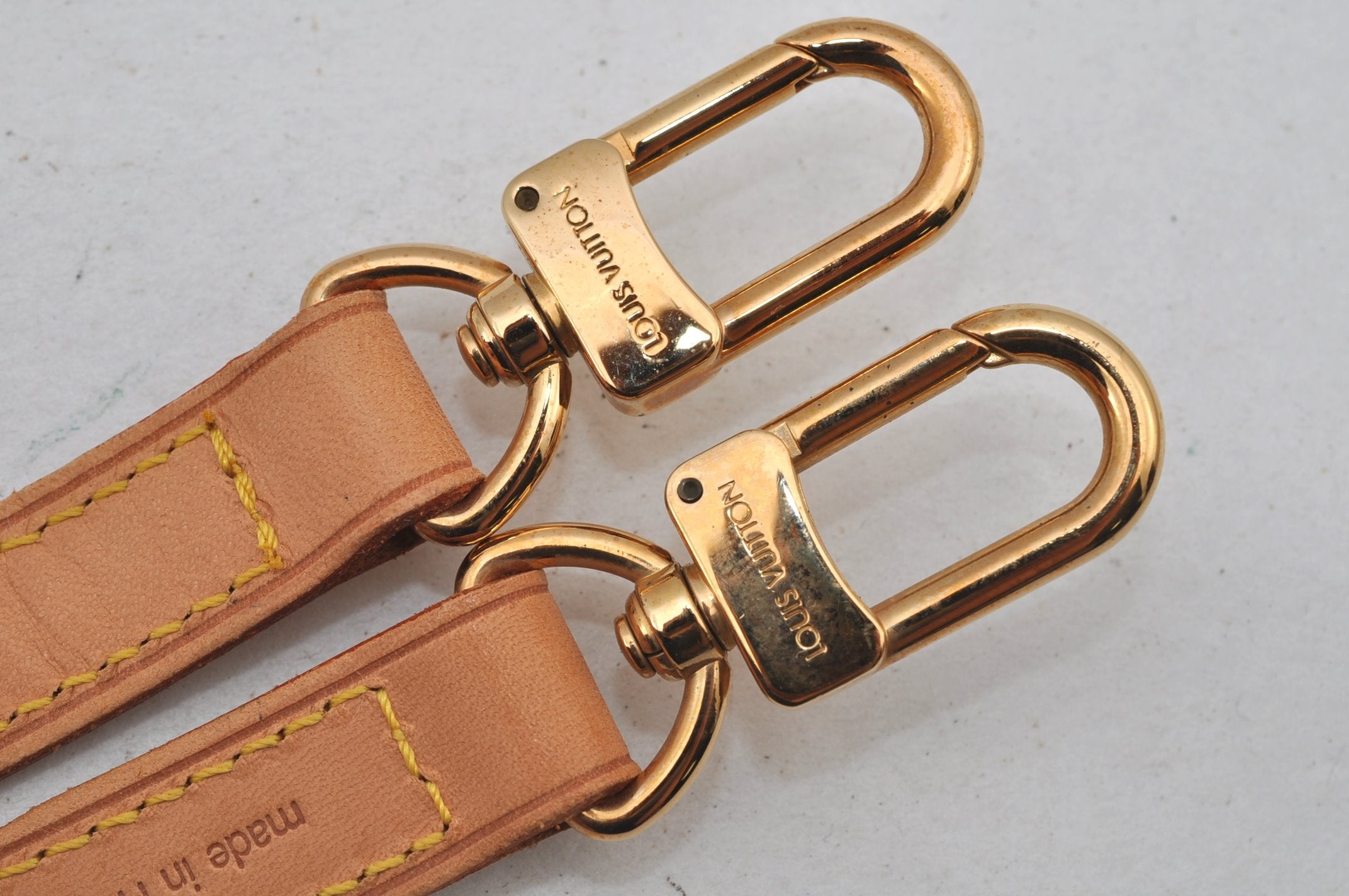 Authentic Louis Vuitton Leather Shoulder Strap Beige 38.8