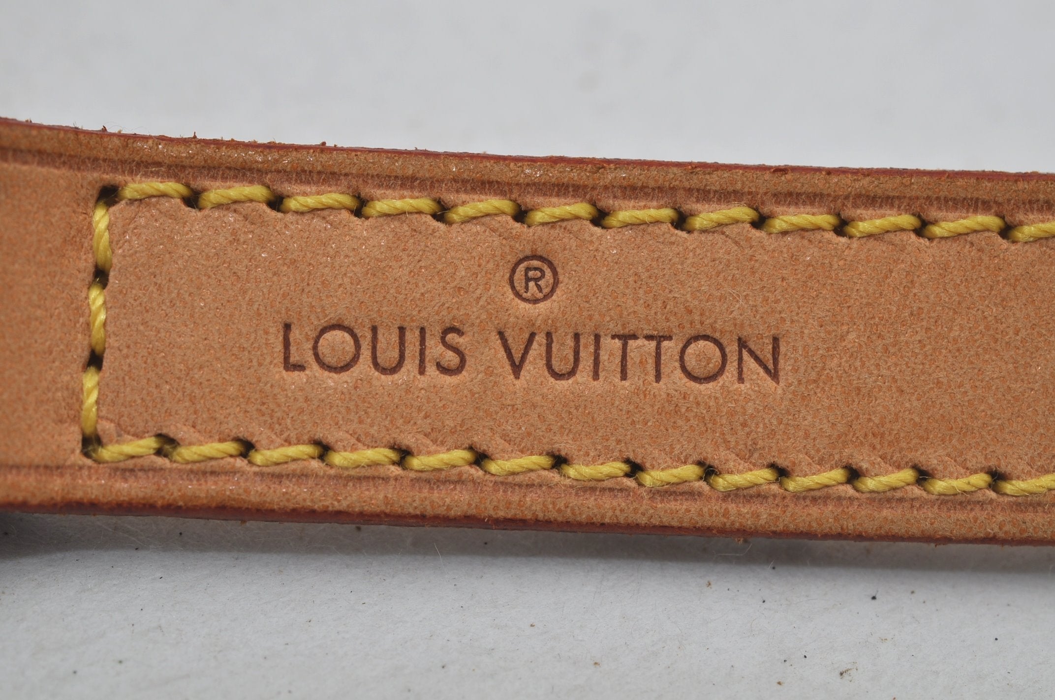 Authentic Louis Vuitton Leather Shoulder Strap Beige 39.4