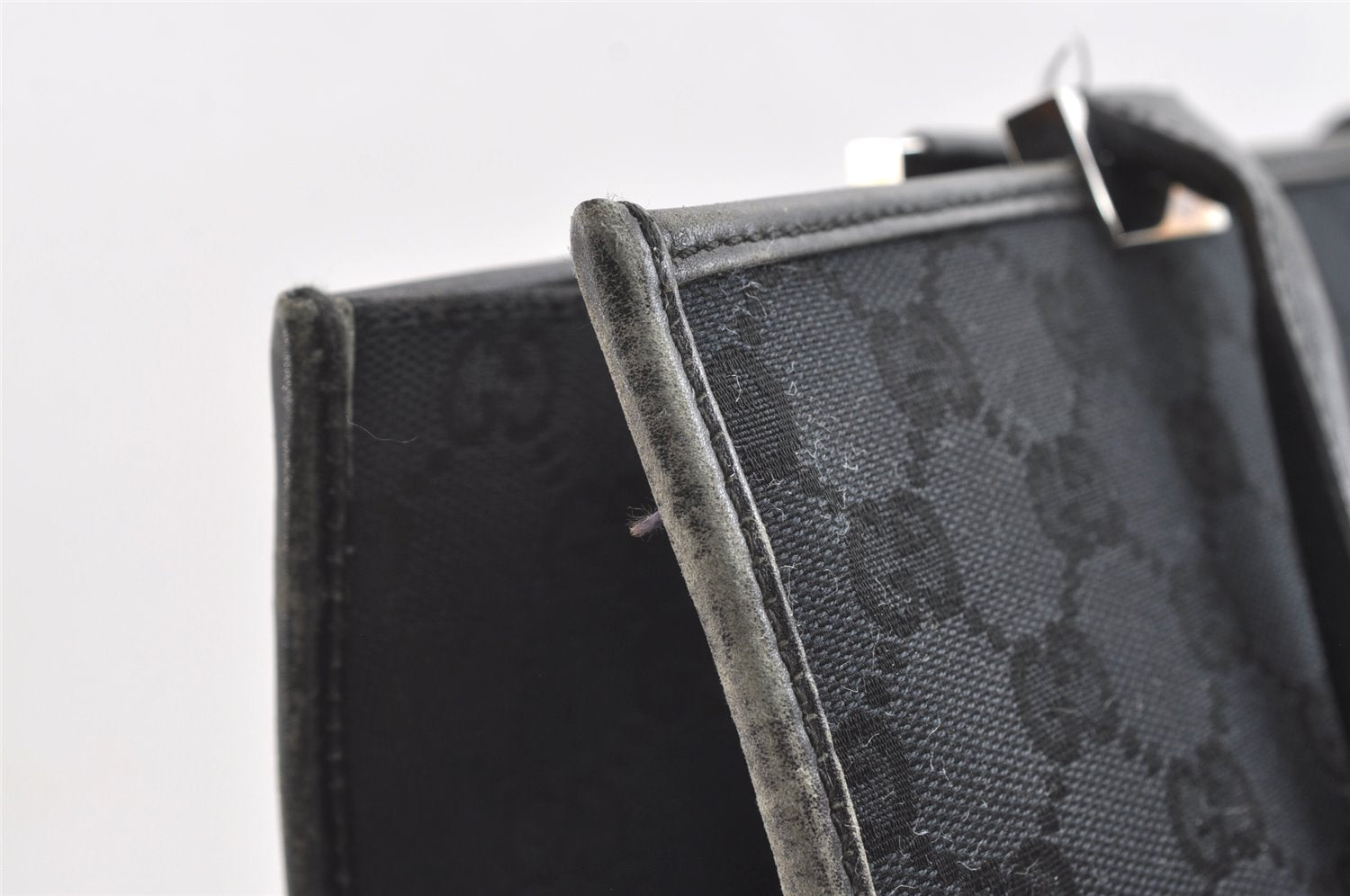 Authentic GUCCI Jackie Shoulder Tote Bag GG Canvas Leather 0021074 Black 7246J