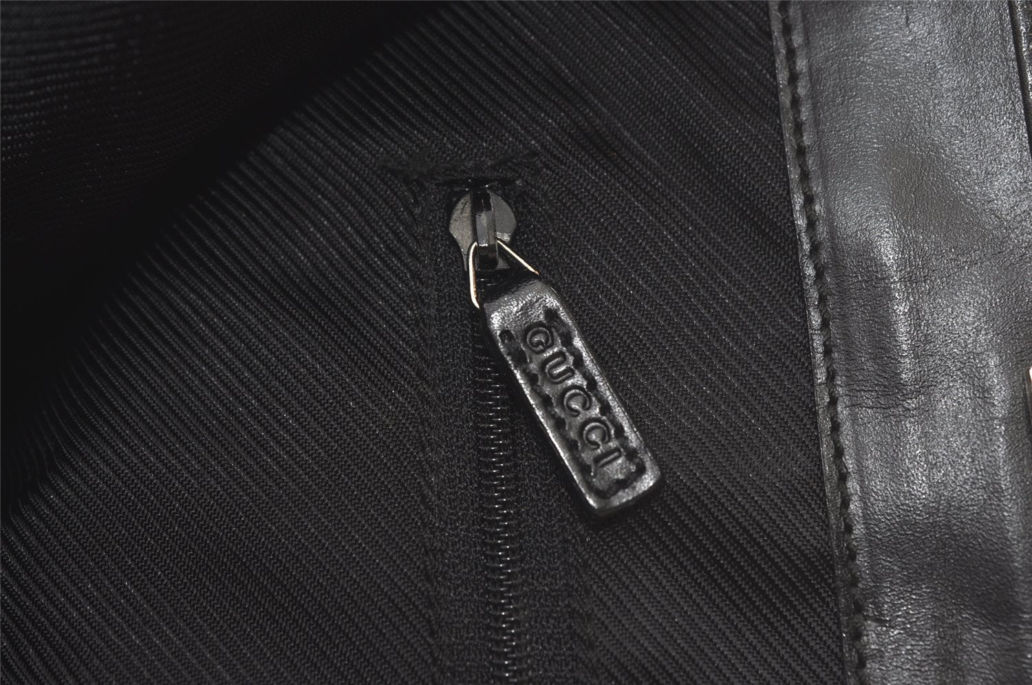 Authentic GUCCI Jackie Shoulder Tote Bag GG Canvas Leather 0021074 Black 7246J