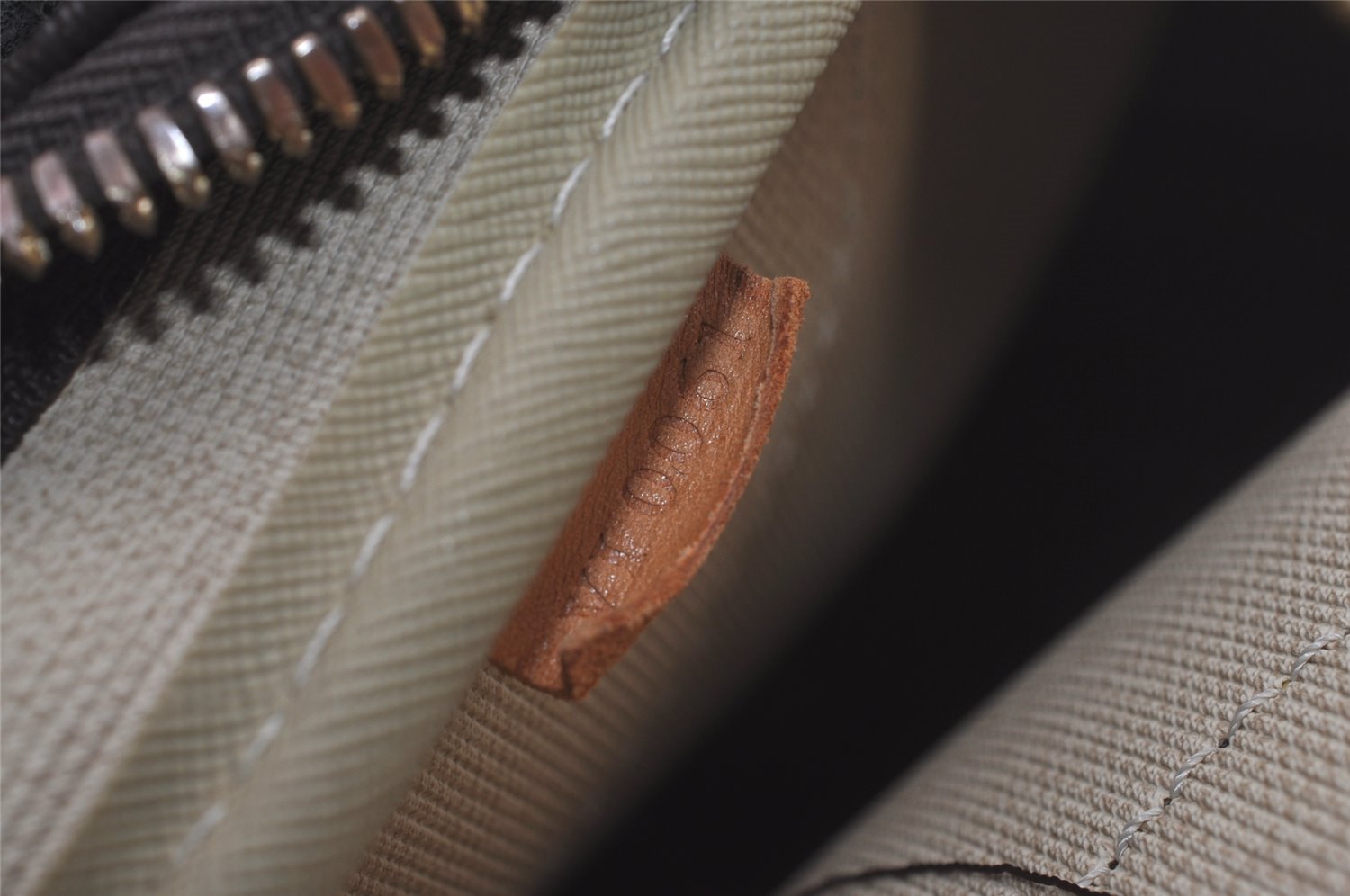 Authentic Louis Vuitton Monogram Evasion PM Boston Travel Bag M41443 LV 7248I