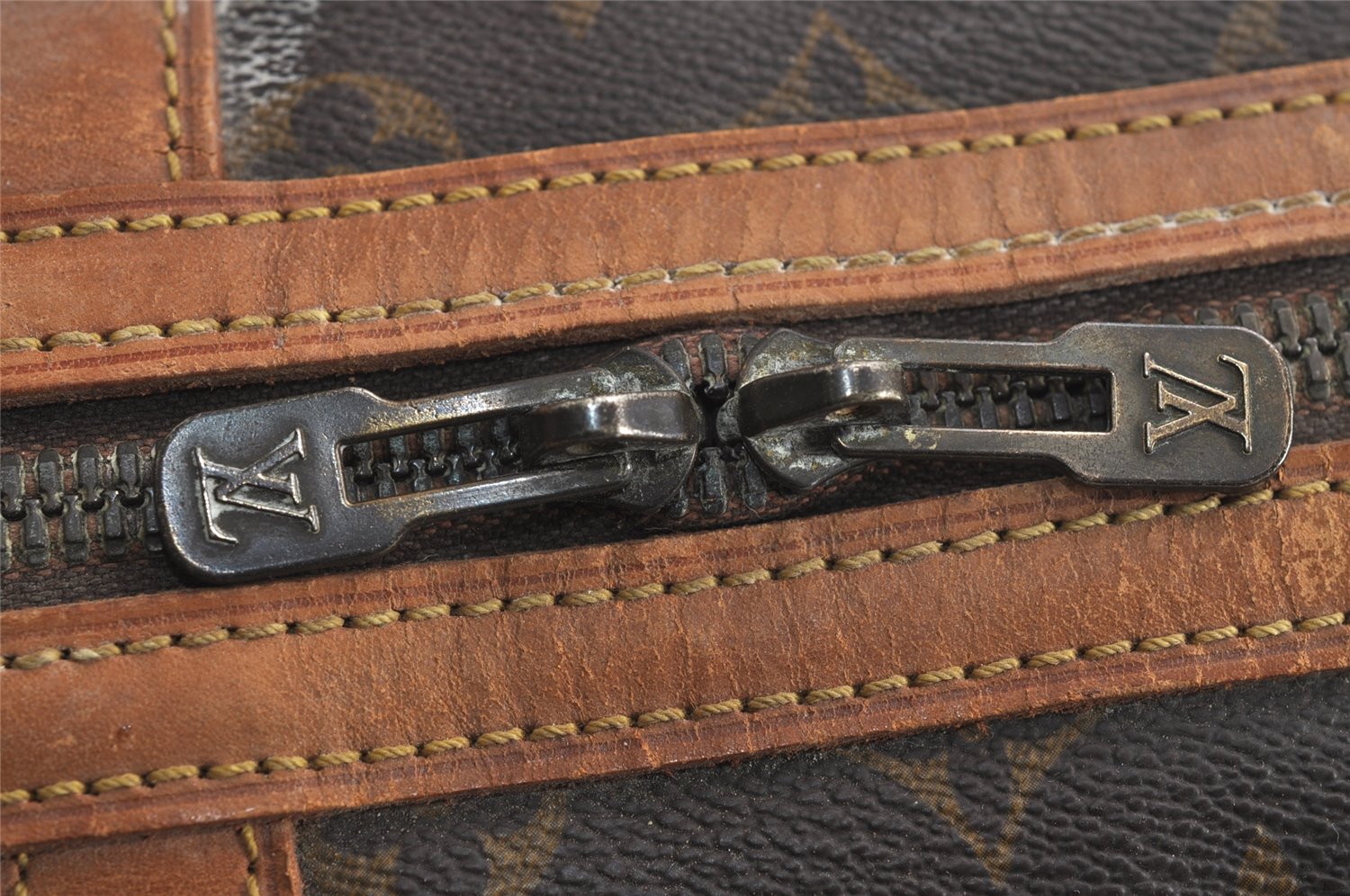 Authentic Louis Vuitton Monogram Sac Sport Travel Hand Bag M41444 LV 7249J