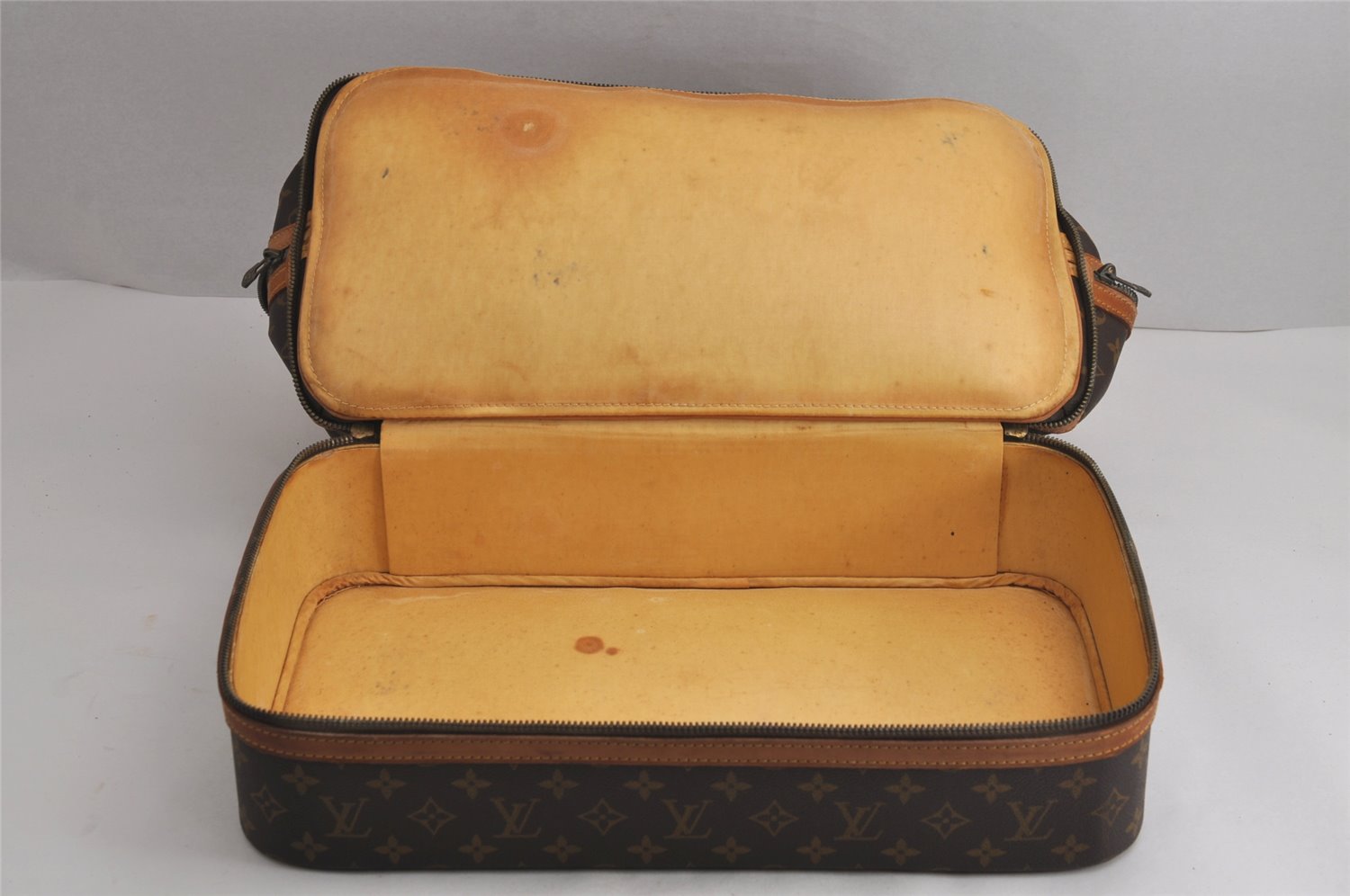 Authentic Louis Vuitton Monogram Sac Sport Travel Hand Bag M41444 LV 7249J