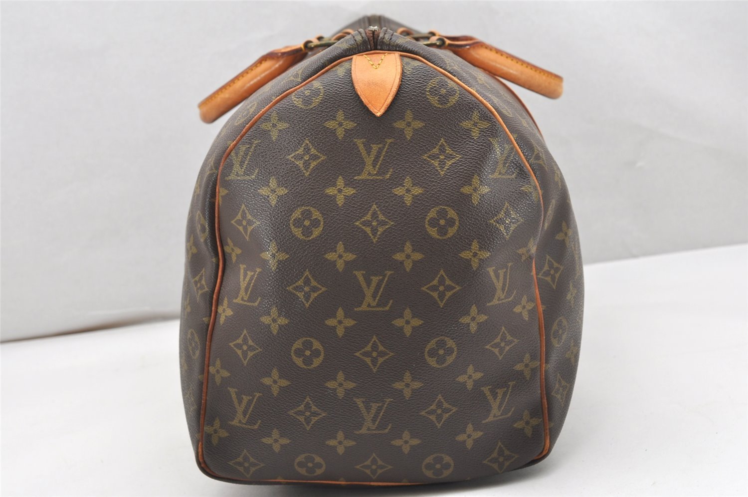 Authentic Louis Vuitton Monogram Keepall 50 Travel Boston Bag M41426 LV 7253K