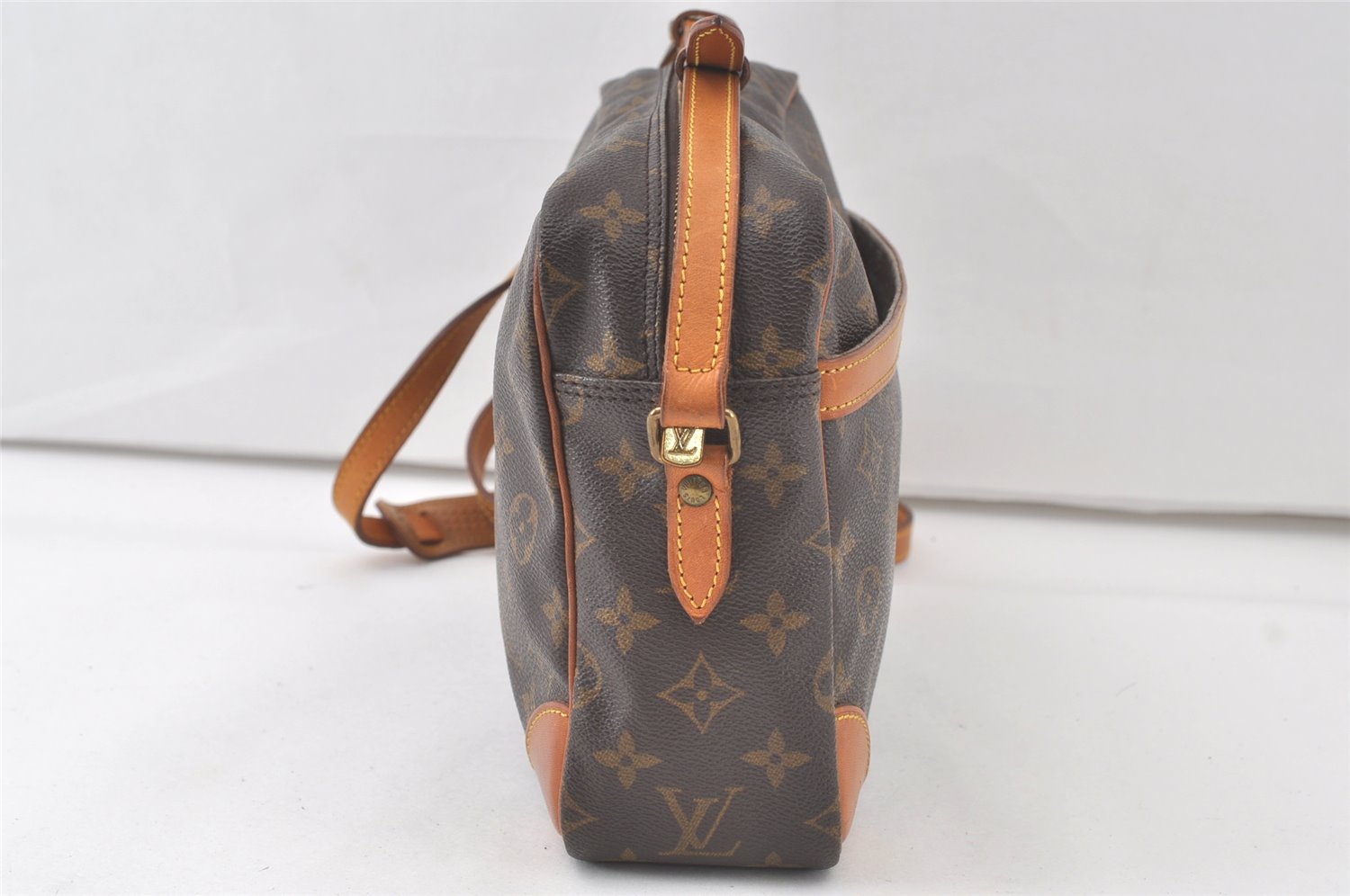 Authentic Louis Vuitton Monogram Trocadero 30 Shoulder Cross Bag M51272 LV 7254K