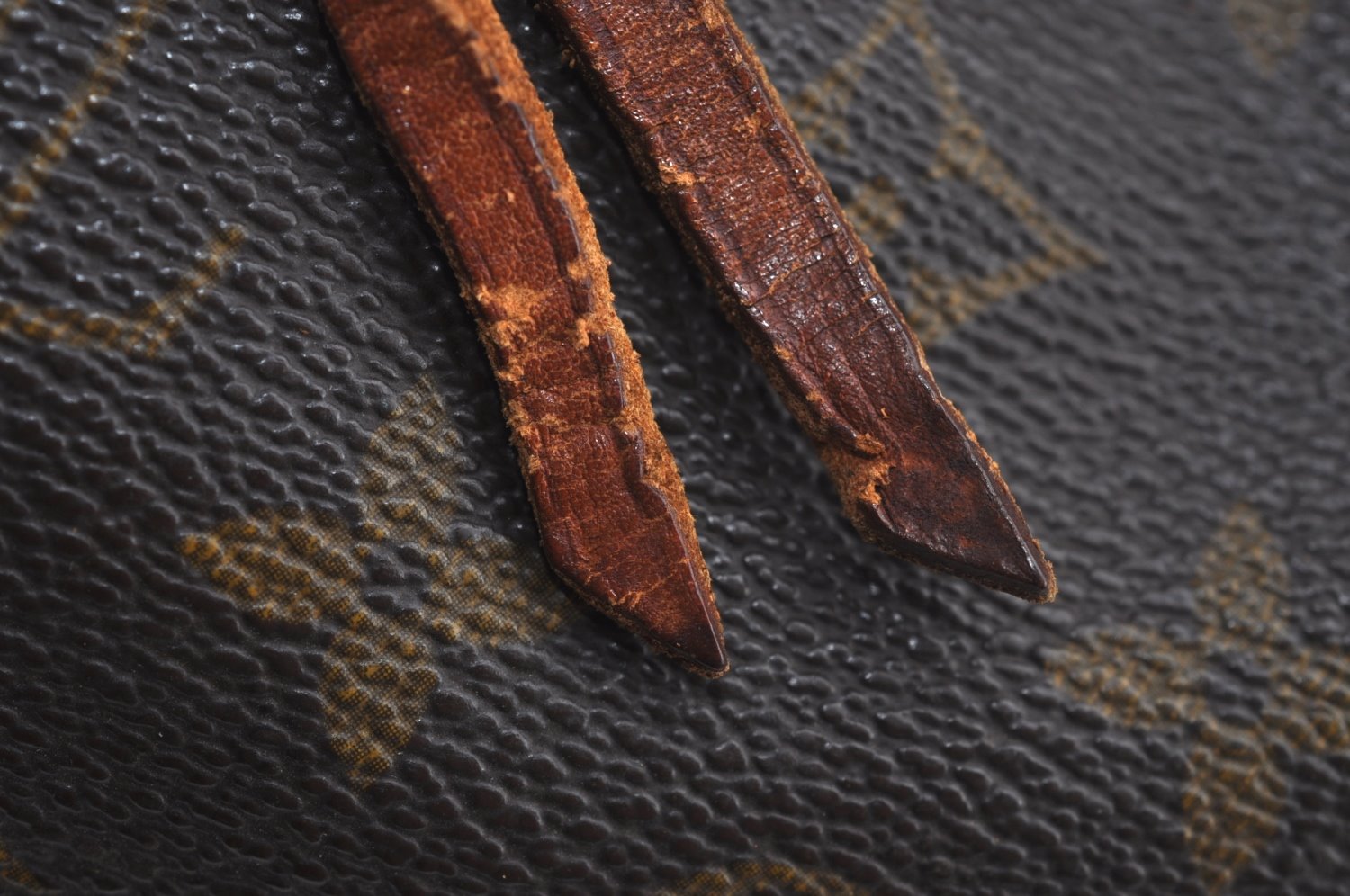 Authentic Louis Vuitton Monogram Noe Shoulder Drawstring Bag M42224 LV 7259I