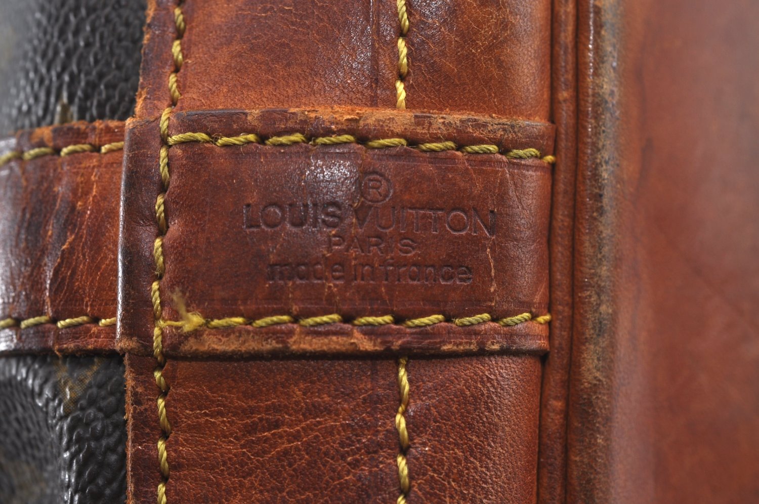 Authentic Louis Vuitton Monogram Noe Shoulder Drawstring Bag M42224 LV 7259I