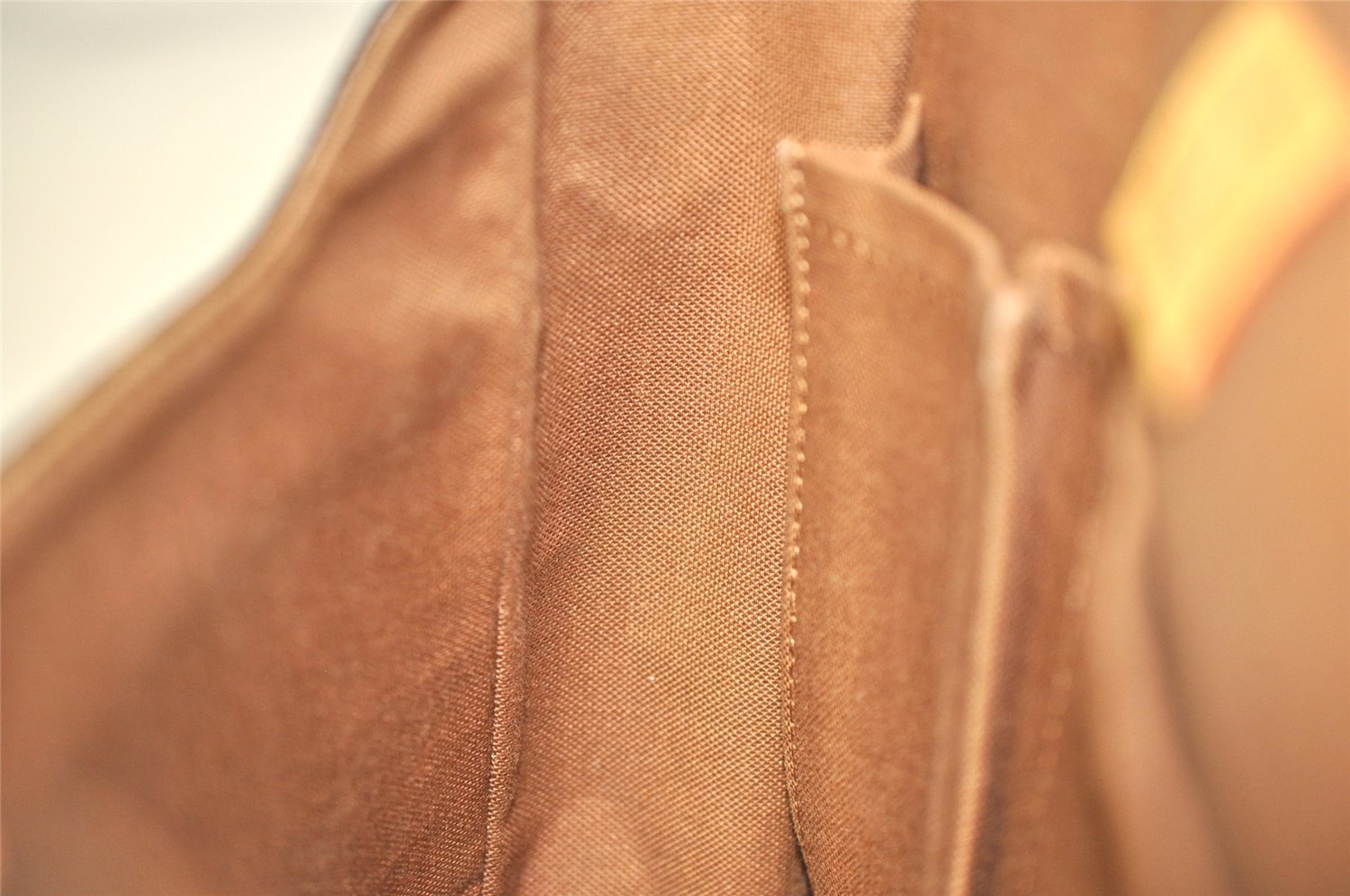 Auth Louis Vuitton Monogram Messenger Bosphore PM Shoulder Bag M40106 LV 7264I