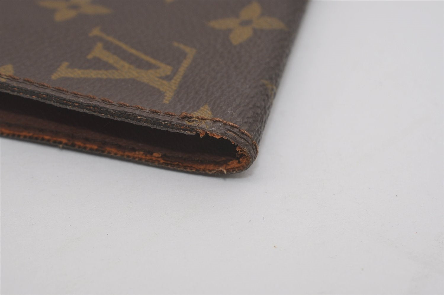 Authentic Louis Vuitton Monogram Poche Plate Documents Case M53522 LV 7286I