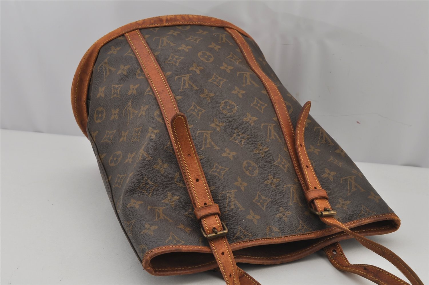 Authentic Louis Vuitton Monogram Bucket GM Shoulder Bag Old Model Junk 7290J