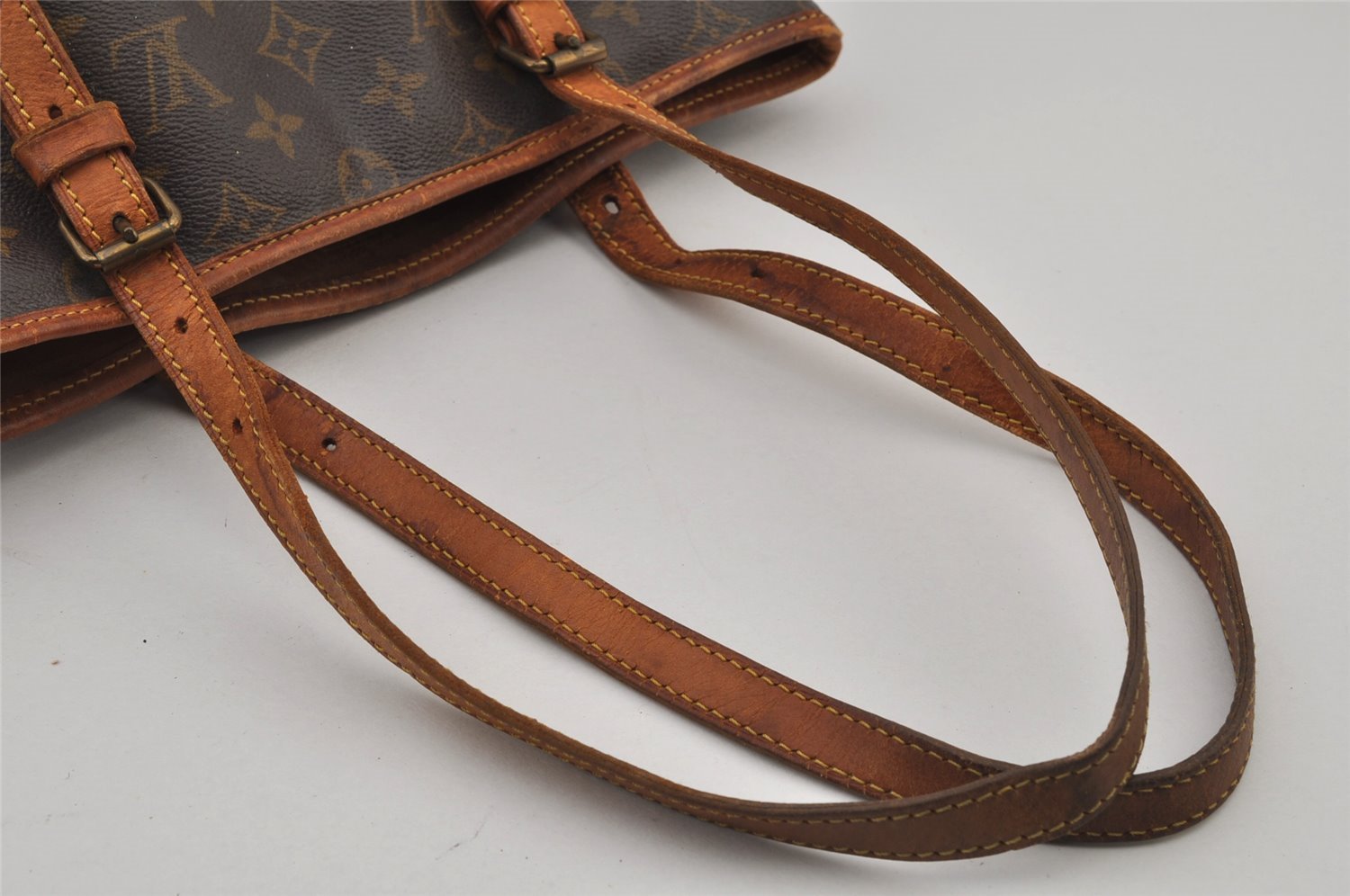 Authentic Louis Vuitton Monogram Bucket GM Shoulder Bag Old Model Junk 7290J