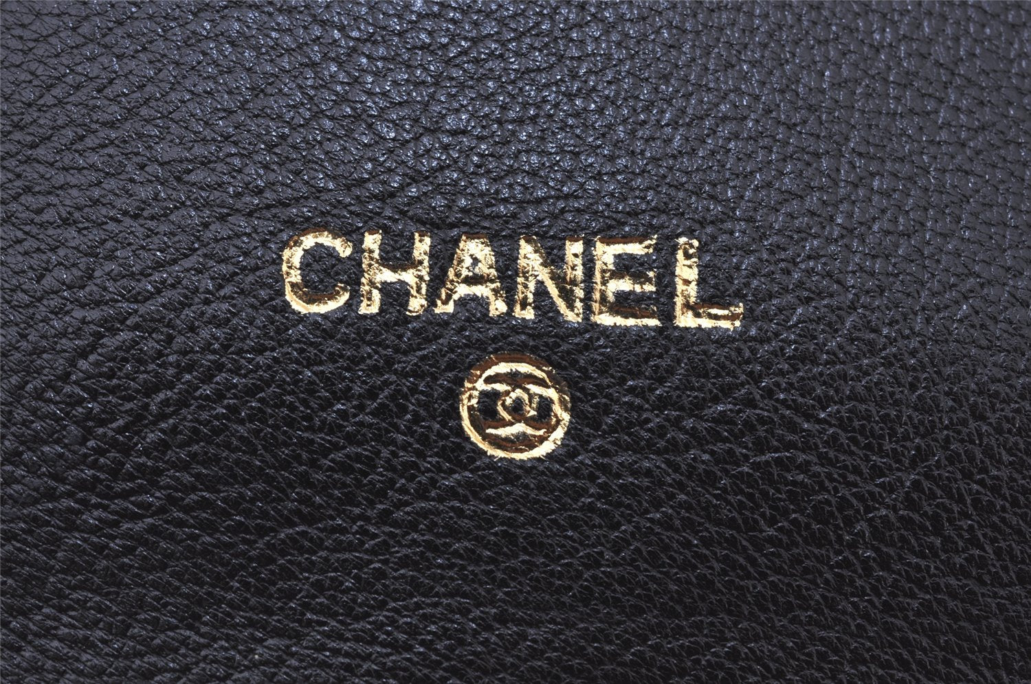 Authentic CHANEL Calf Skin Bicolore Vintage Bifold Wallet Purse Black CC 7290K