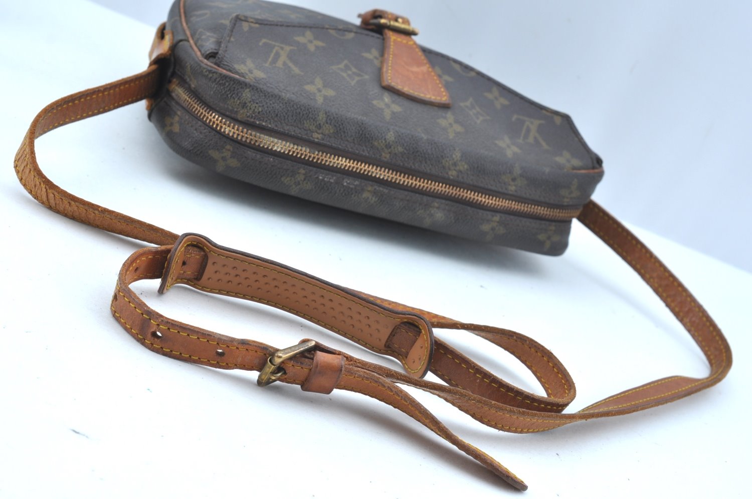 Authentic Louis Vuitton Monogram Jeune Fille PM M51227 Shoulder Bag Junk 7294G