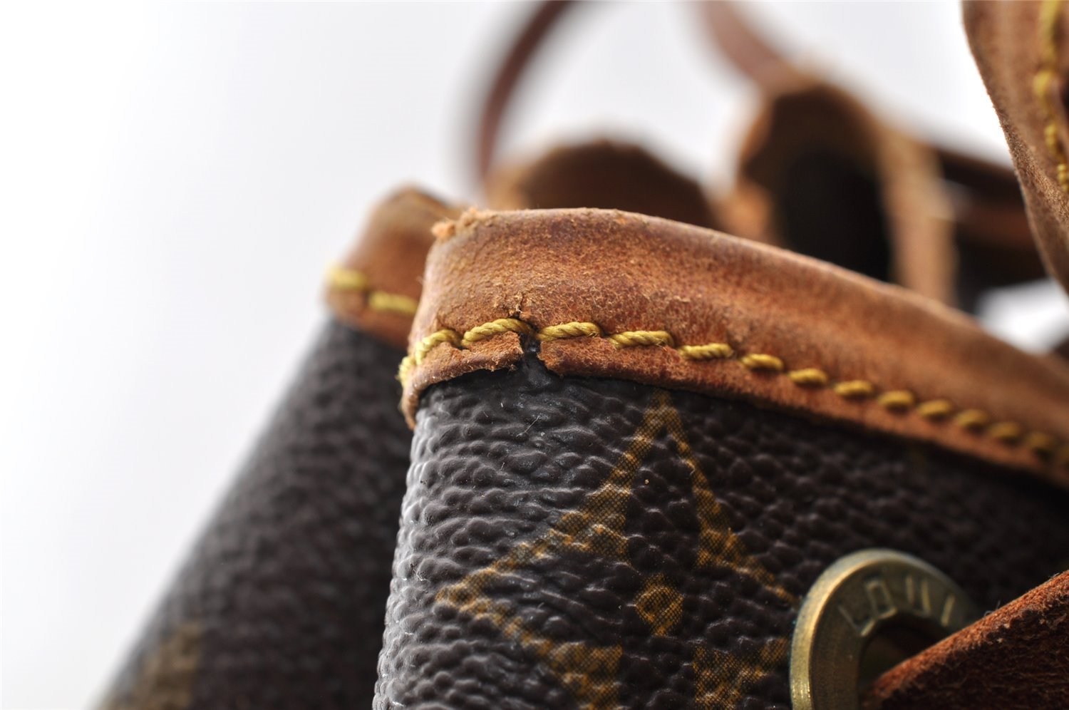 Authentic Louis Vuitton Monogram Noe Shoulder Drawstring Bag M42224 LV 7296I