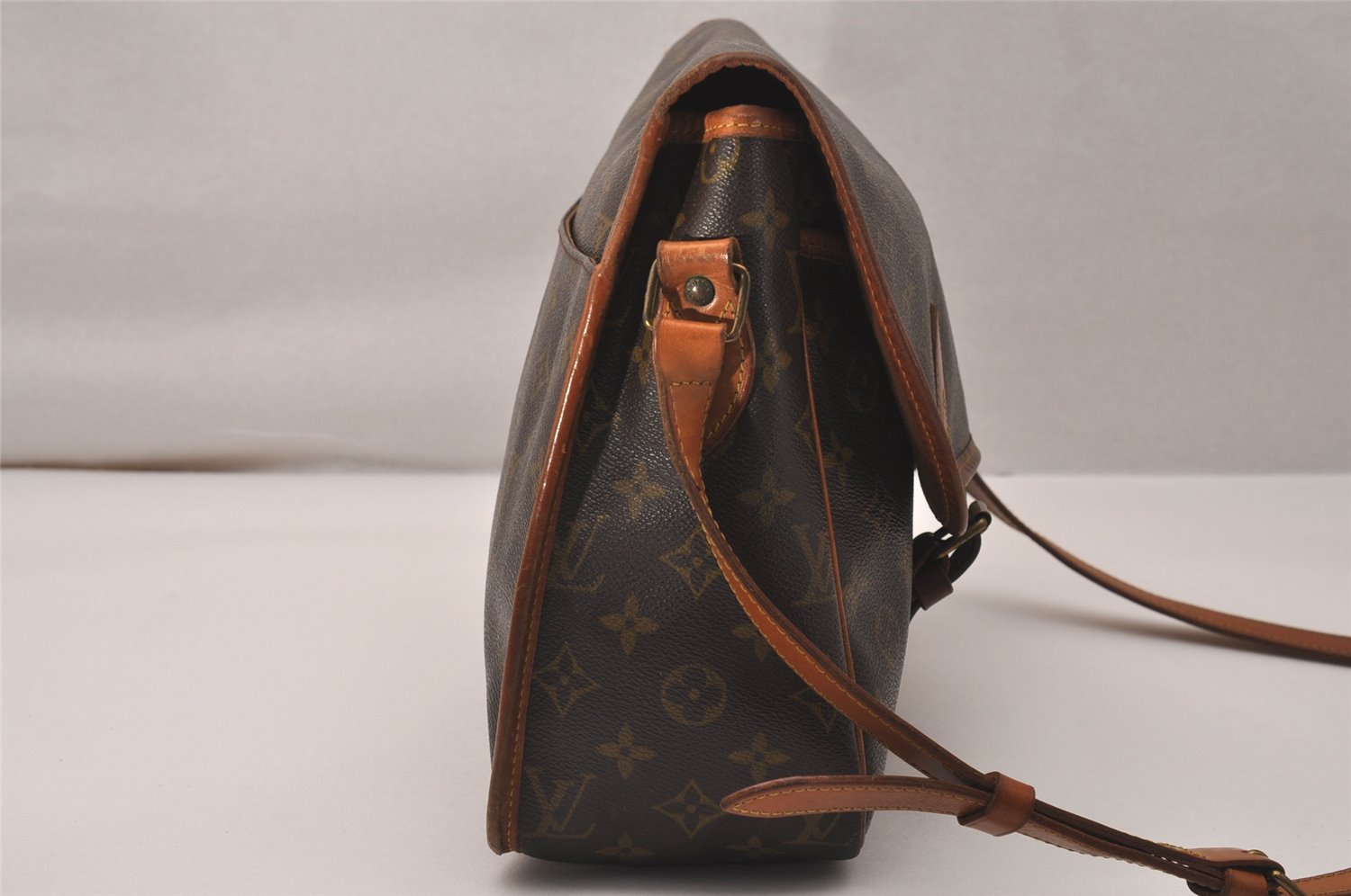 Authentic Louis Vuitton Monogram Gibeciere GM Shoulder Cross Bag M42246 LV 7296J