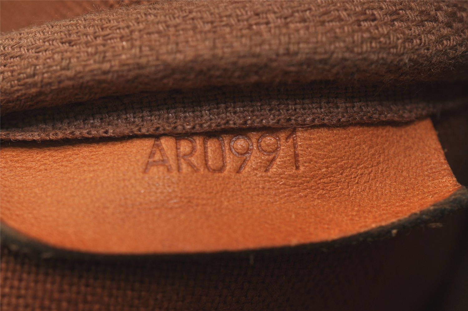 Authentic Louis Vuitton Monogram Gibeciere GM Shoulder Cross Bag M42246 LV 7296J