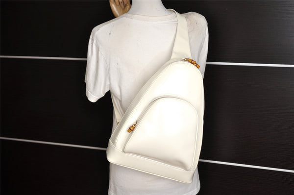 Authentic GUCCI Vintage Bamboo Shoulder Cross Body Bag Enamel White Junk 7311K