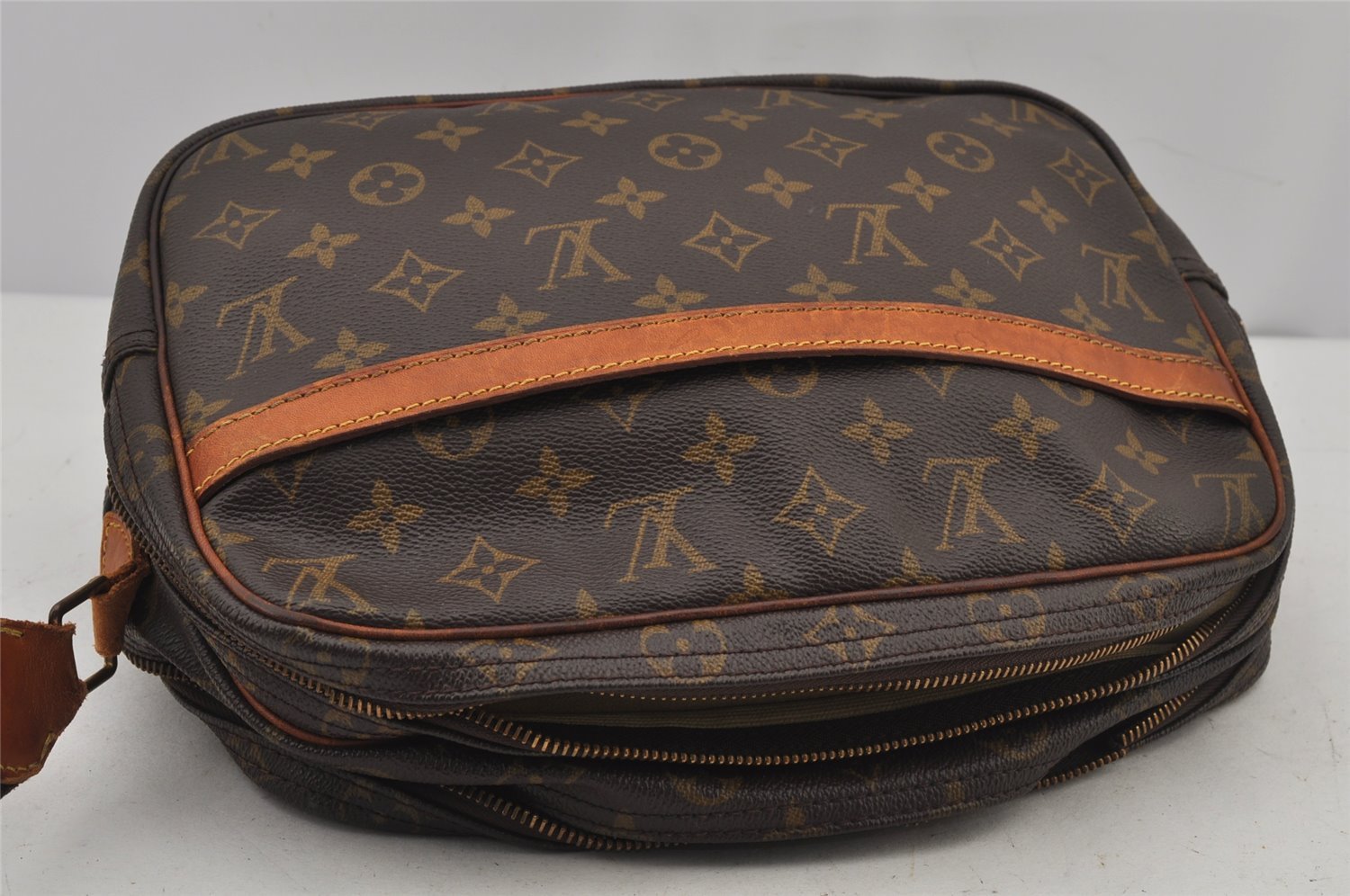 Authentic Louis Vuitton Monogram Reporter PM Shoulder Bag M45254 LV Junk 7315J