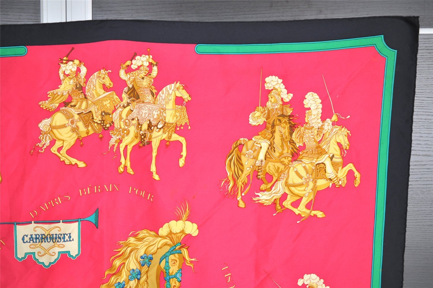 Authentic HERMES Carre 90 Scarf 