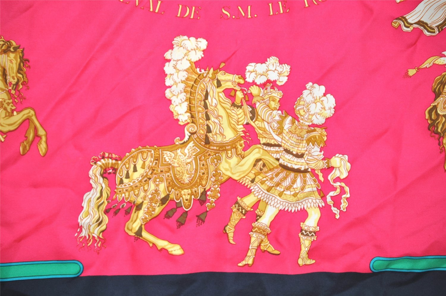 Authentic HERMES Carre 90 Scarf 