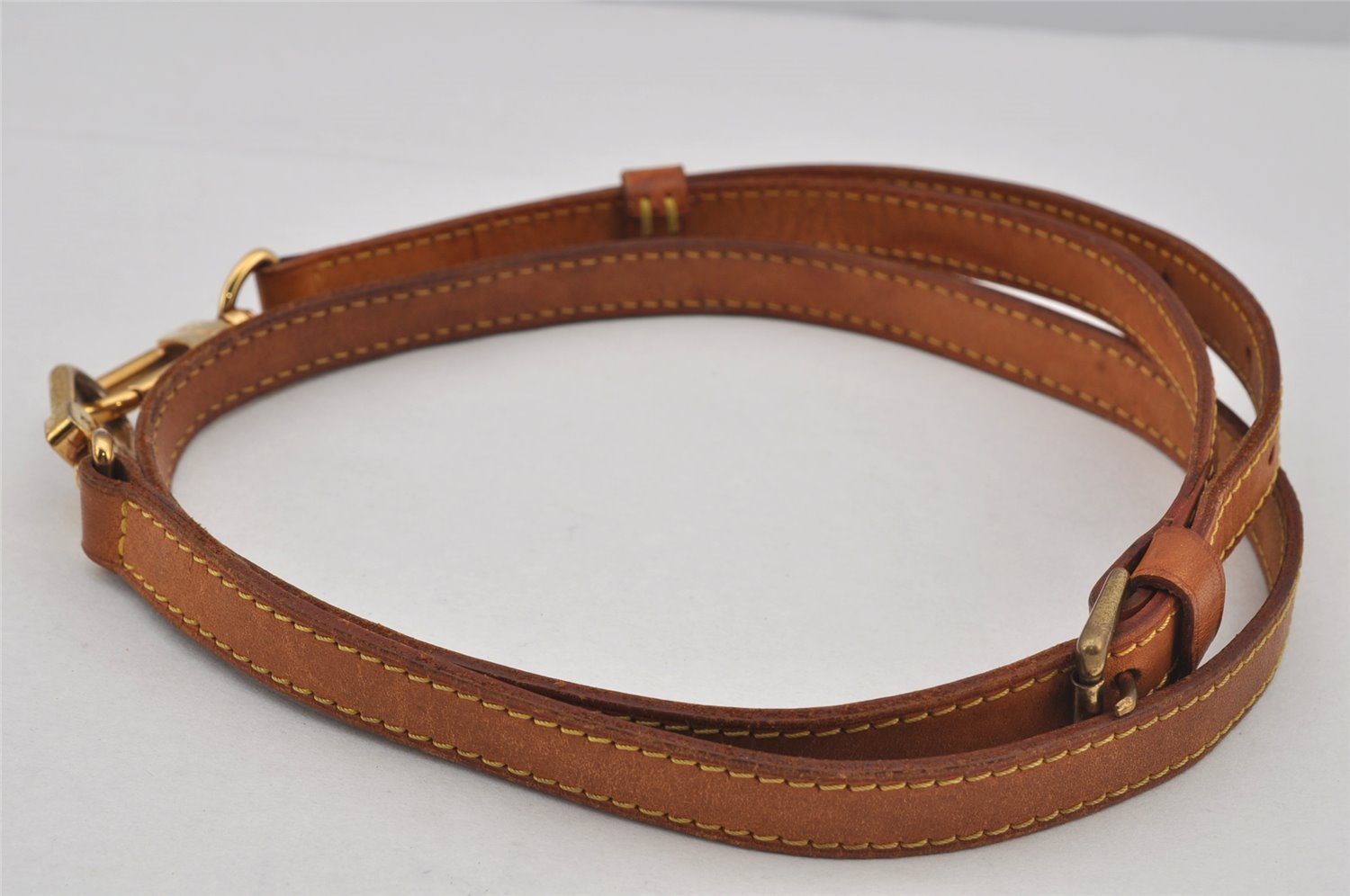 Authentic Louis Vuitton Leather Shoulder Strap Beige 41.3-48