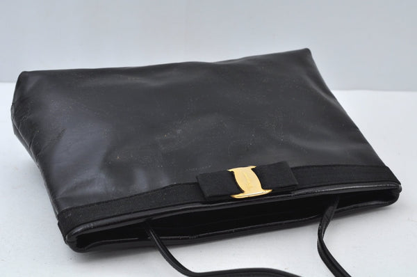 Authentic Salvatore Ferragamo Vara Ribbon Shoulder Cross Bag Enamel Black 7322I