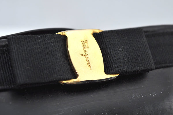 Authentic Salvatore Ferragamo Vara Ribbon Shoulder Cross Bag Enamel Black 7322I