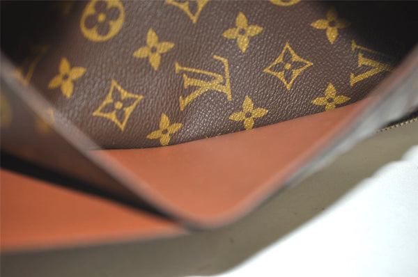 Authentic Louis Vuitton Monogram Poche Escapade Travel Case M60113 LV 7326I