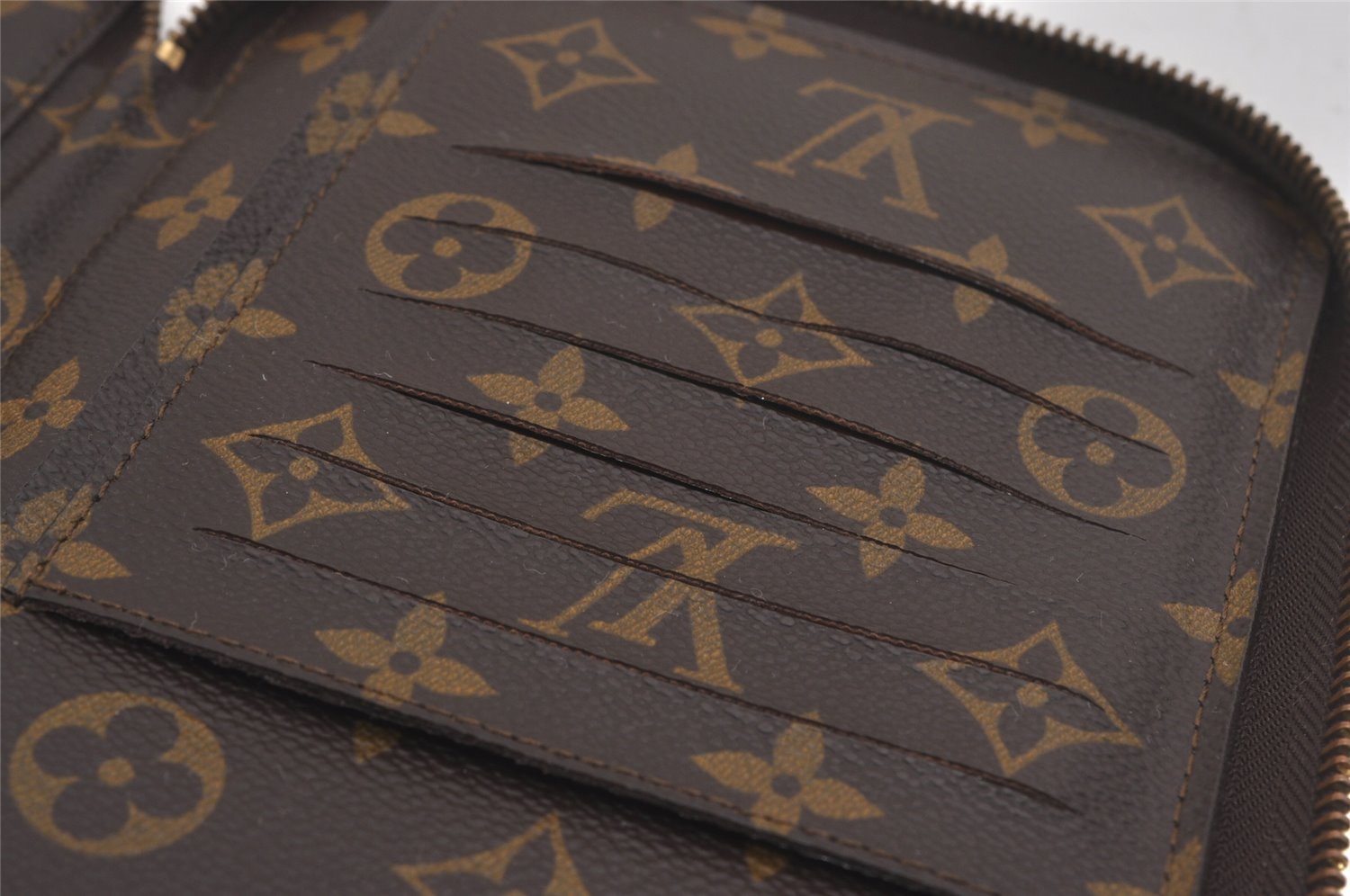 Authentic Louis Vuitton Monogram Poche Escapade Travel Case M60113 LV 7326I