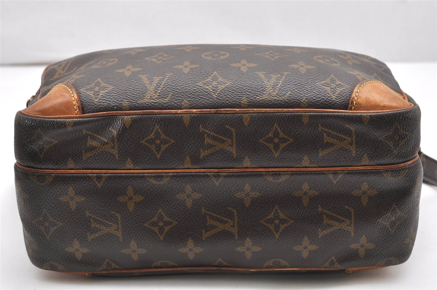 Authentic Louis Vuitton Monogram Nile Shoulder Cross Body Bag M45244 Junk 7333K