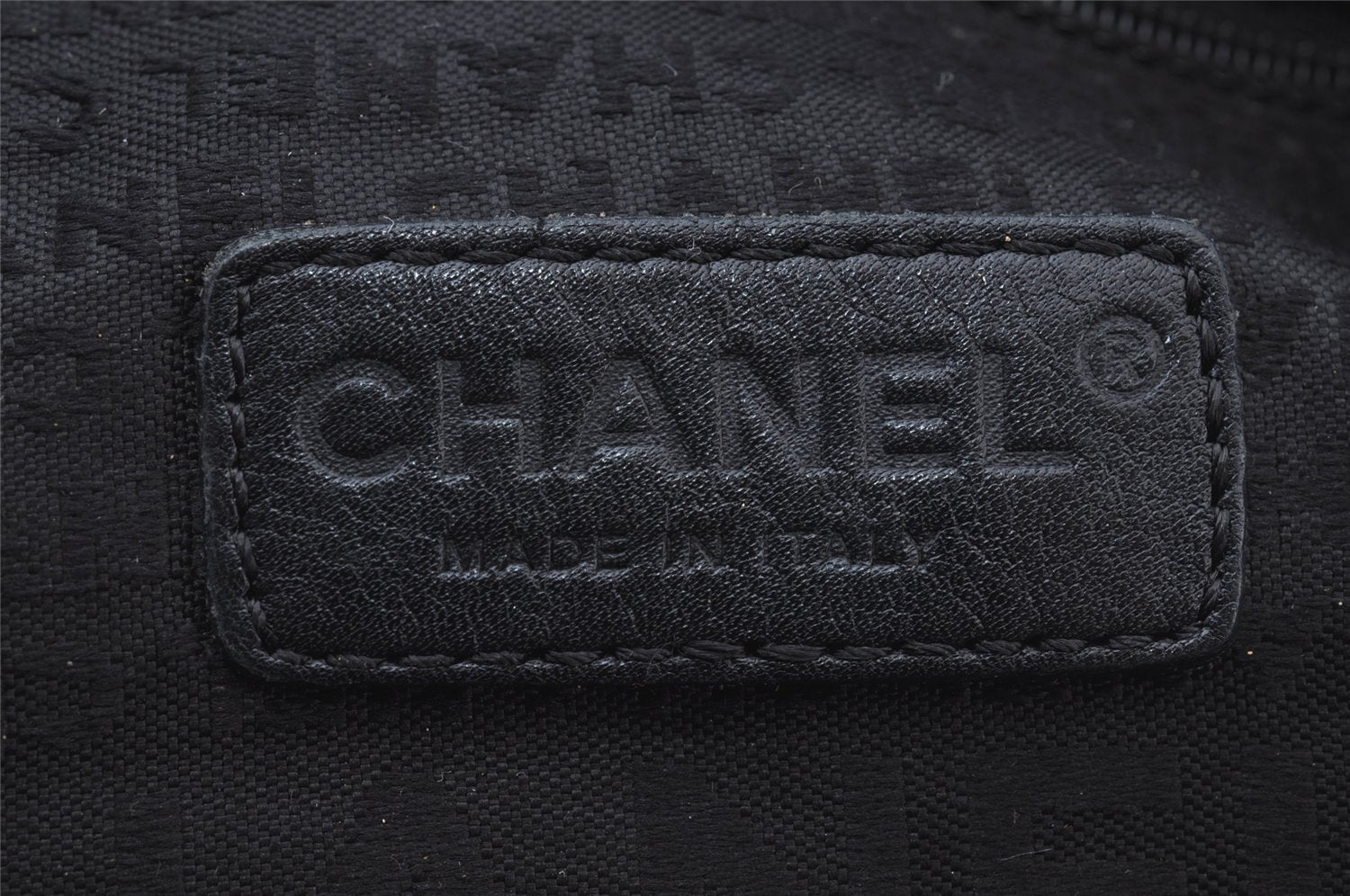 Authentic CHANEL Chocolate Bar Calf Skin CC Logo Hand Boston Bag Black 7335I