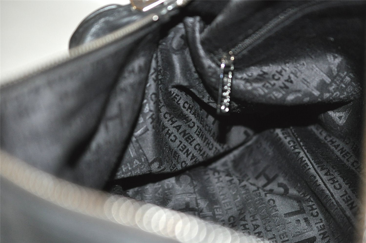 Authentic CHANEL Chocolate Bar Calf Skin CC Logo Hand Boston Bag Black 7335I